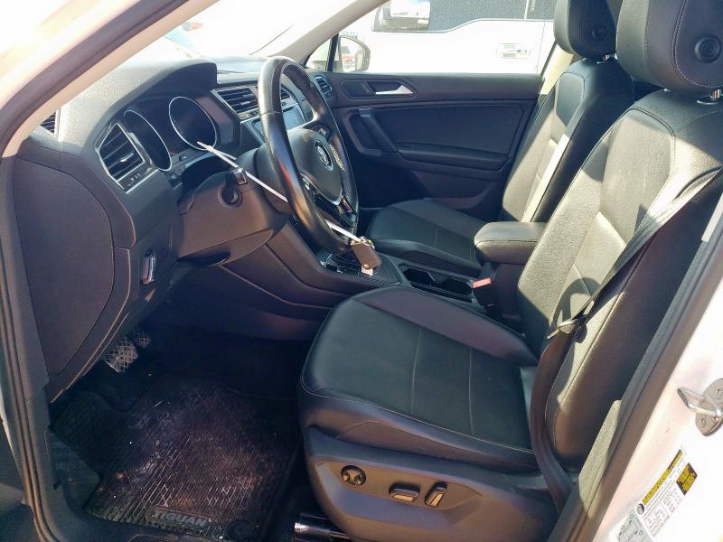 3VV3B7AX2KM056468 - 2019 VOLKSWAGEN TIGUAN SE Weiß Foto 7
