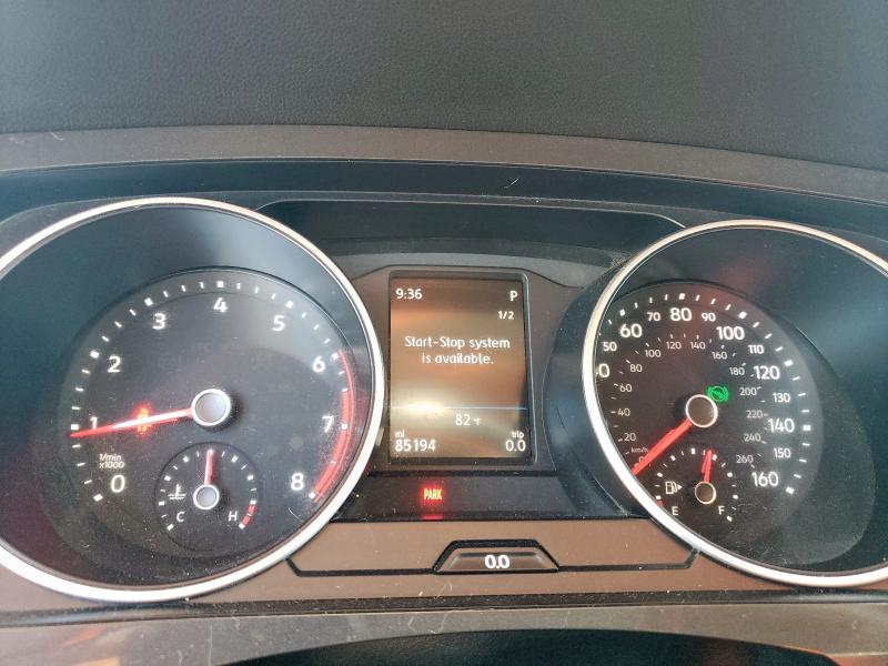 3VV3B7AX2KM056468 - 2019 VOLKSWAGEN TIGUAN SE Weiß Foto 9