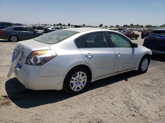 1N4AL2AP0BN409937 - 2011 NISSAN ALTIMA BASE SILVER photo 3