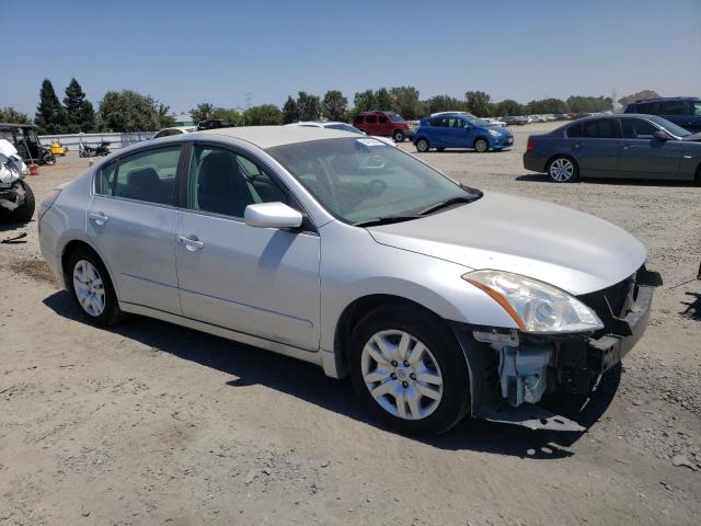 1N4AL2AP0BN409937 - 2011 NISSAN ALTIMA BASE SILVER photo 4