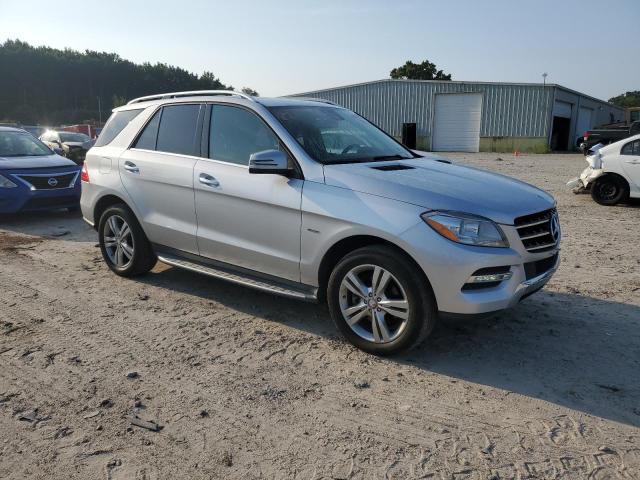 4JGDA5HB4CA023289 - 2012 MERCEDES-BENZ ML 350 4MATIC SILVER photo 4