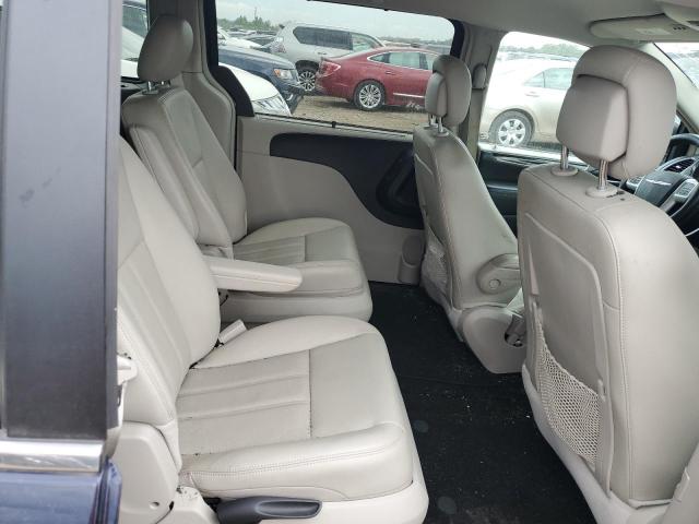 2C4RC1CG4FR555044 - 2015 CHRYSLER TOWN & COU TOURING L BLUE photo 11