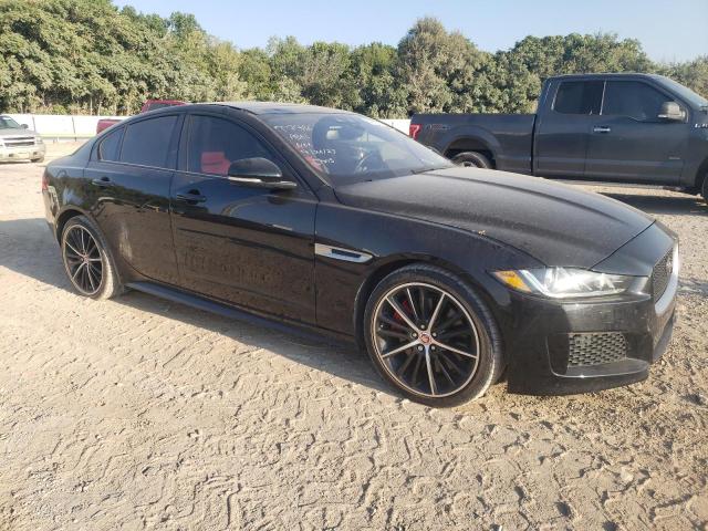 SAJAG4FV6JCP17871 - 2018 JAGUAR XE S BLACK photo 4