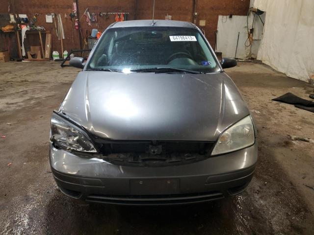 1FAFP31N36W148088 - 2006 FORD FOCUS ZX3 GRAY photo 5