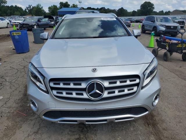 WDCTG4EB7KJ588416 - 2019 MERCEDES-BENZ GLA 250 فضي صورة 5