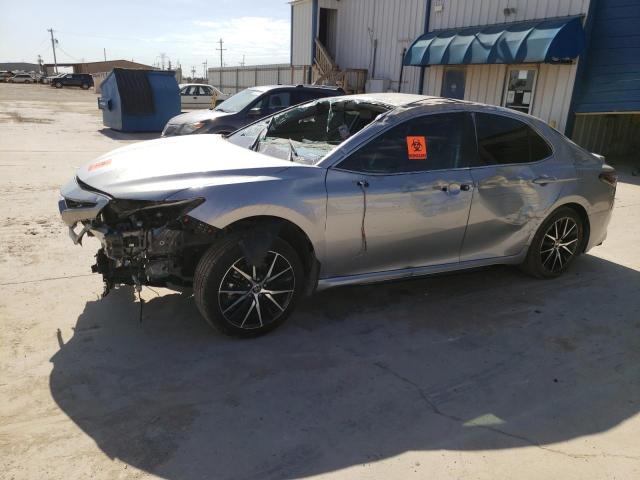 4T1T11AK7PU790959 - 2023 TOYOTA CAMRY SE NIGHT SHADE SILVER photo 1