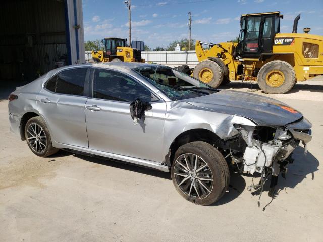 4T1T11AK7PU790959 - 2023 TOYOTA CAMRY SE NIGHT SHADE SILVER photo 4