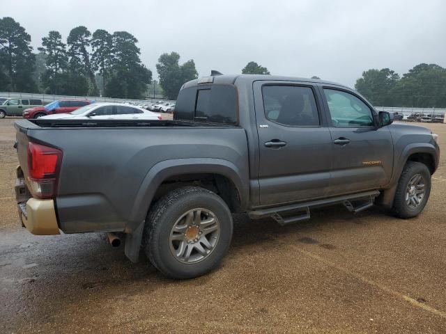 3TMCZ5AN7KM260339 - 2019 TOYOTA TACOMA DOUBLE CAB GRAY photo 3