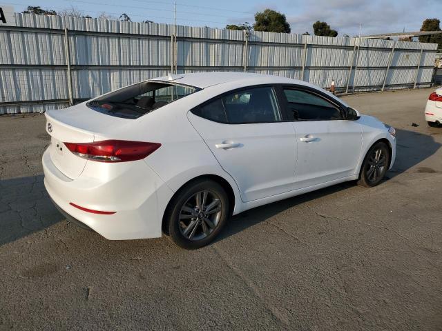 5NPD84LF3JH239242 - 2018 HYUNDAI ELANTRA SEL WHITE photo 3