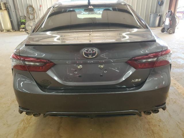 4T1K61AK3NU031655 - 2022 TOYOTA CAMRY XSE GRAY photo 6