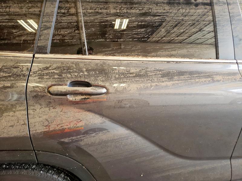 5TDKDRAH9RS543590 - 2024 TOYOTA HIGHLANDER LE فحمي صورة 10