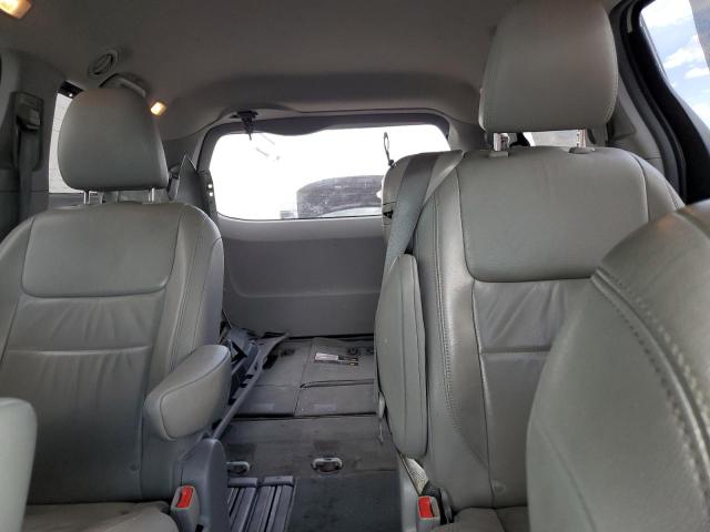 5TDYZ3DC5KS973082 - 2019 TOYOTA SIENNA XLE 白色 照片 10