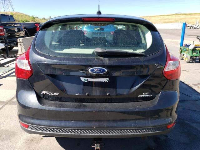 1FADP3K29DL168565 - 2013 FORD FOCUS SE BLACK photo 6