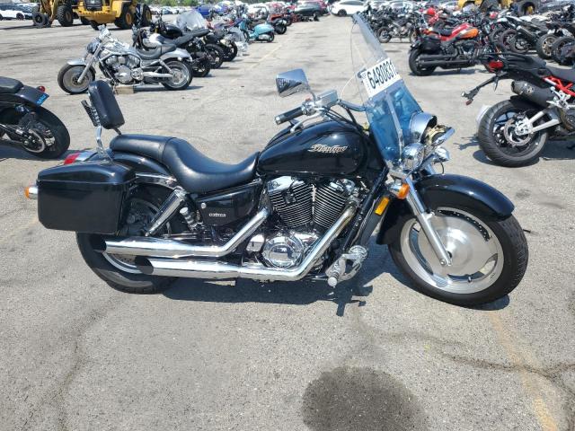 2002 HONDA VT1100 C2, 