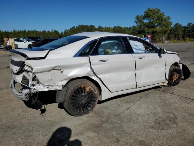 3LN6L2G99DR828003 - 2013 LINCOLN MKZ WHITE photo 3