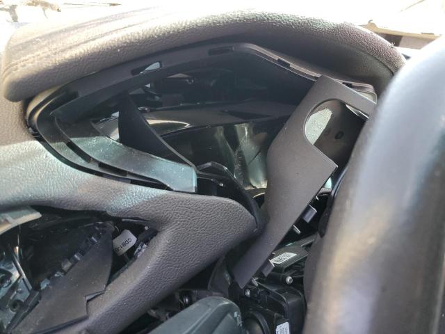 3LN6L2G99DR828003 - 2013 LINCOLN MKZ WHITE photo 9