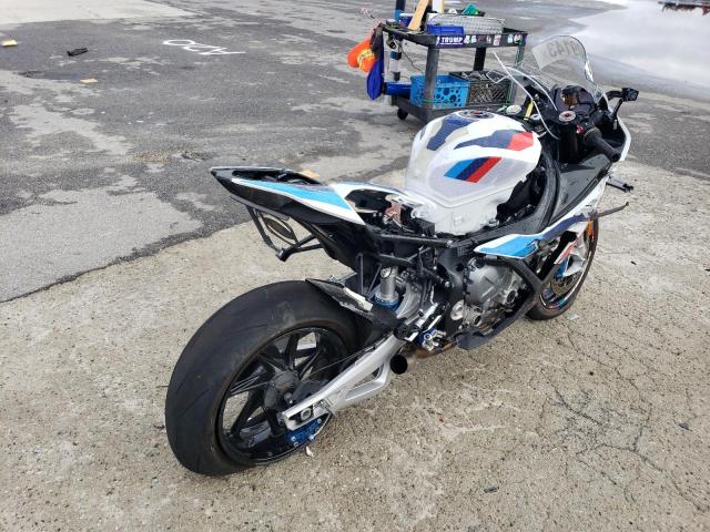 WB10E7306M6E06907 - 2021 BMW M 1000 RR WHITE photo 4