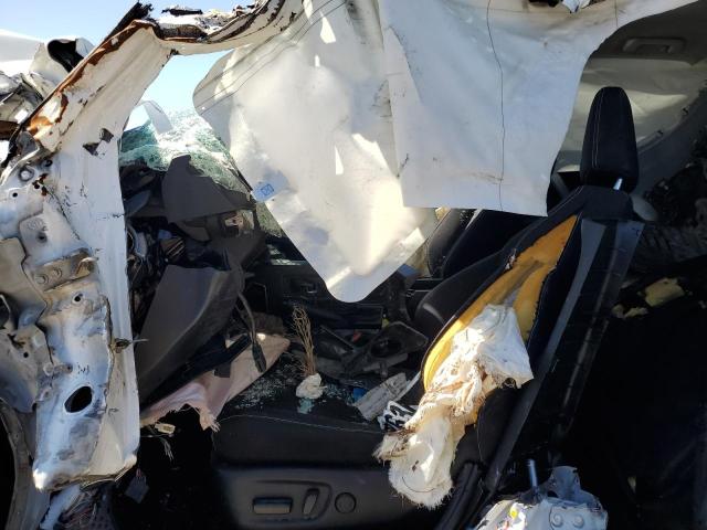 JTMRJREV7HD104194 - 2017 TOYOTA RAV4 HV LE Weiß Foto 7