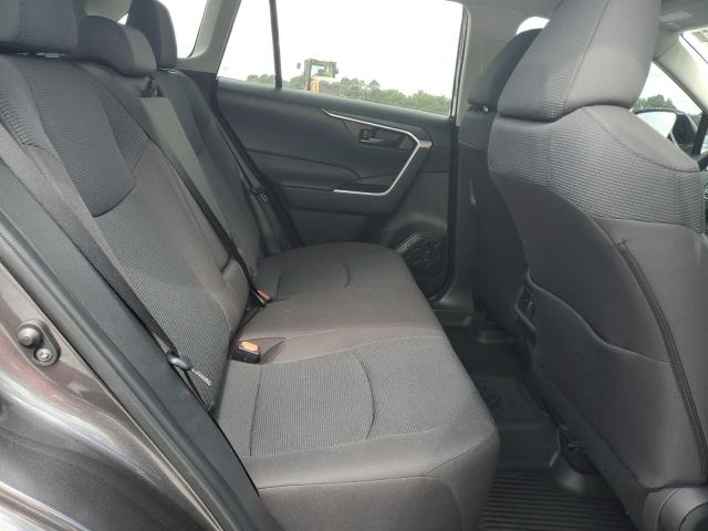 2T3H1RFV4RC290549 - 2024 TOYOTA RAV4 LE ნაცრისფერი ფოტო 10