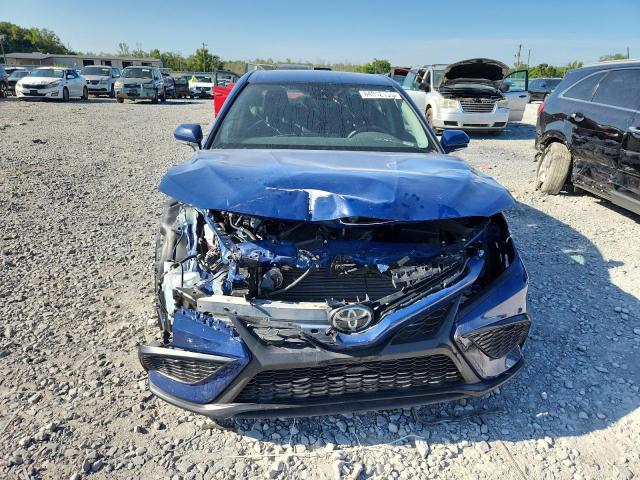 4T1G11AK5RU232970 - 2024 TOYOTA CAMRY SE NIGHT SHADE BLUE photo 5