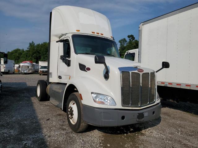 2016 PETERBILT 579, null