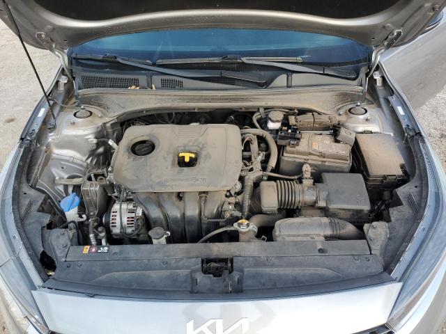 3KPF54AD4PE537749 - 2023 KIA FORTE GT LINE SILVER photo 11