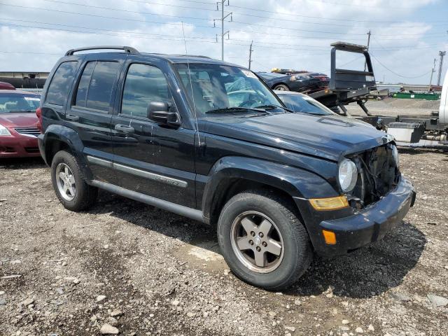 1J4GL38KX5W669842 - 2005 JEEP LIBERTY RENEGADE BLACK photo 4