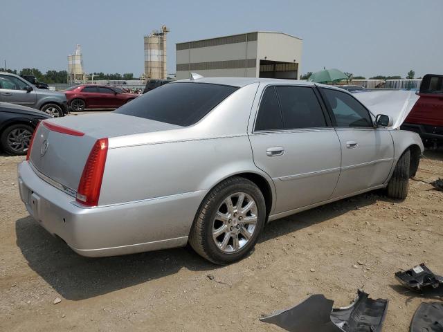 1G6KD57Y29U132255 - 2009 CADILLAC DTS SILVER photo 3