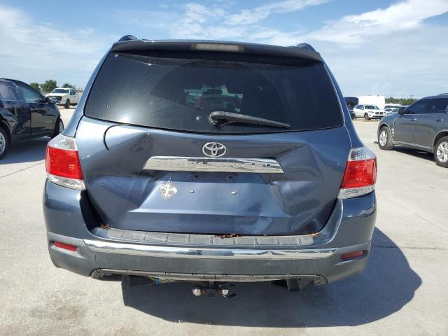 5TDZK3EH4BS038574 - 2011 TOYOTA HIGHLANDER BASE BLUE photo 6