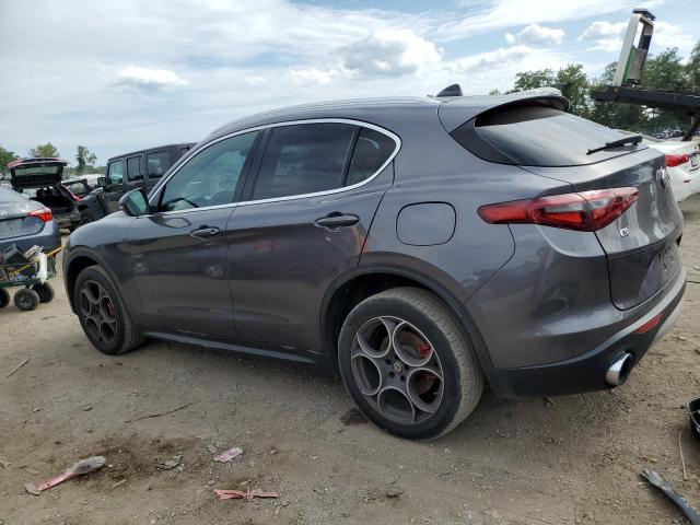 ZASFAKBN0J7B83508 - 2018 ALFA ROMEO STELVIO TI GRAY photo 2
