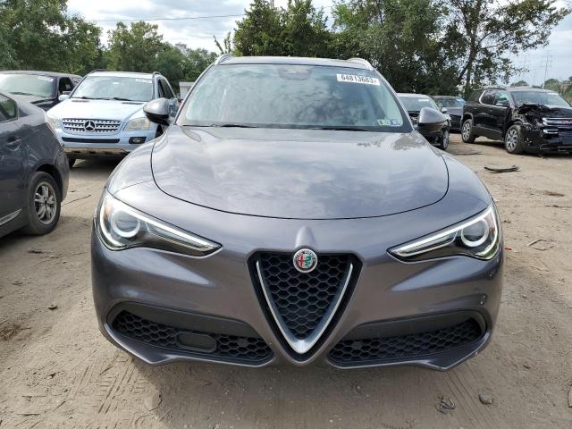 ZASFAKBN0J7B83508 - 2018 ALFA ROMEO STELVIO TI GRAY photo 5