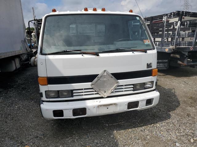 J8DB4B1A4R7007262 - 1994 GMC 4000 W4S042 WHITE photo 5