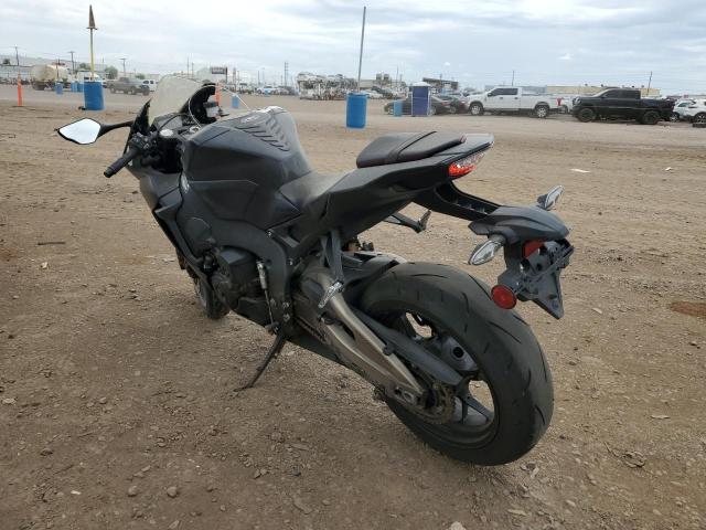 JH2SC7754HK000309 - 2017 HONDA CBR1000 RA BLACK photo 3