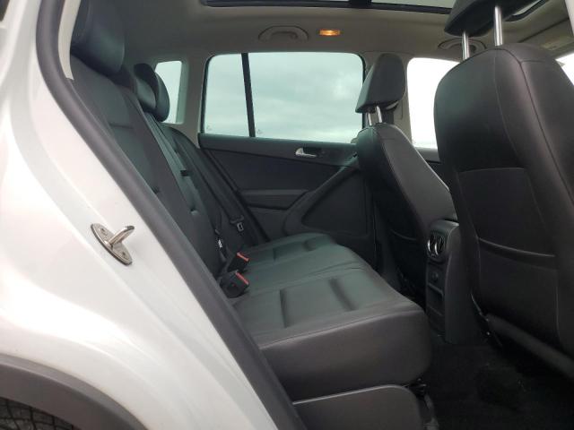 WVGAV7AX9GW614056 - 2016 VOLKSWAGEN TIGUAN S თეთრი ფოტო 10