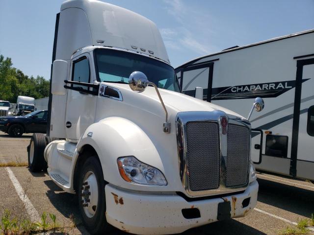 2014 KW CONSTRUCTION T680, null