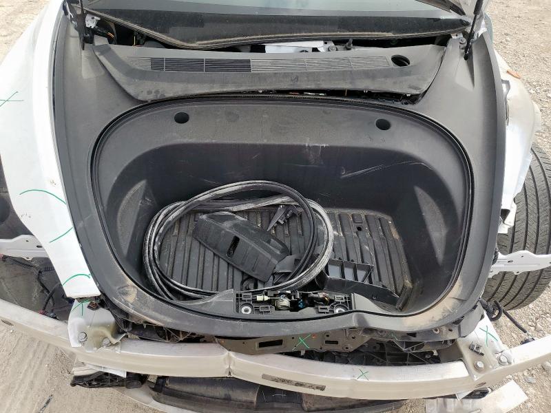 5YJ3E1EA8PF402561 - 2023 TESLA MODEL 3 Biały zdjęcie 11