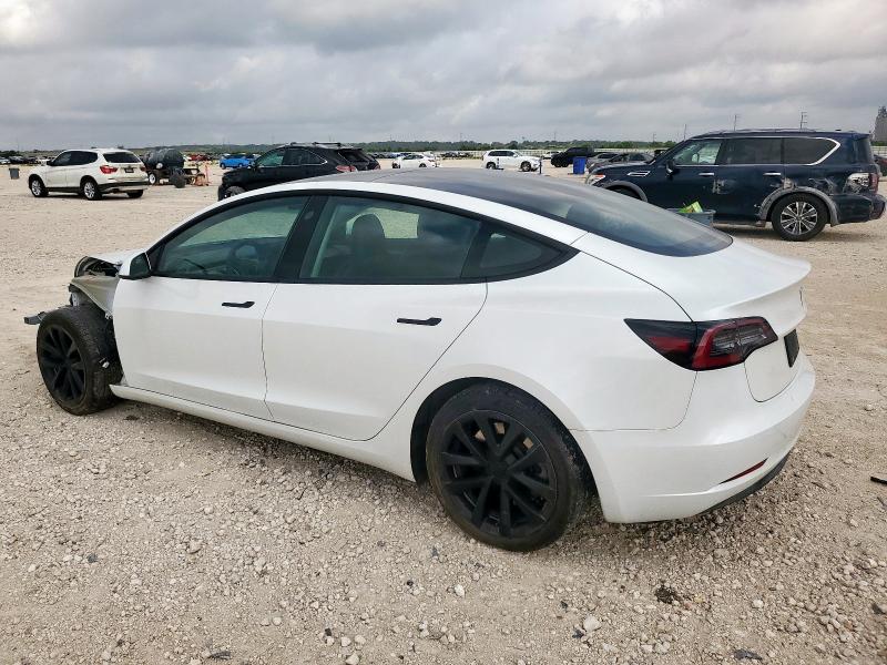 5YJ3E1EA8PF402561 - 2023 TESLA MODEL 3 Biały zdjęcie 2