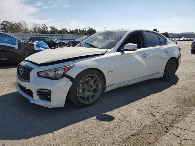 JN1AV7AP4FM790546 - 2015 INFINITI Q50 HYBRID PREMIUM WHITE photo 1