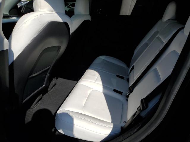 7SAYGDEE5RF986749 - 2024 TESLA MODEL Y Черный фото 10