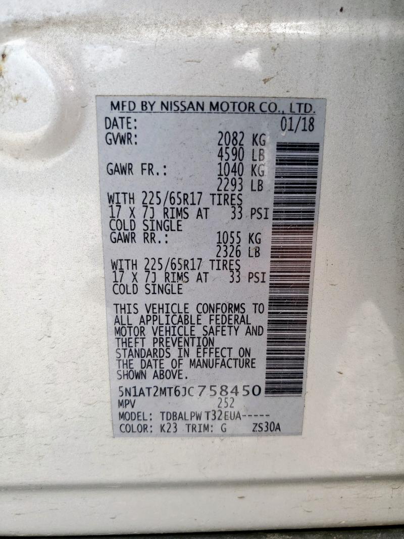 5N1AT2MT6JC758450 - 2018 NISSAN ROGUE S 银色 照片 13