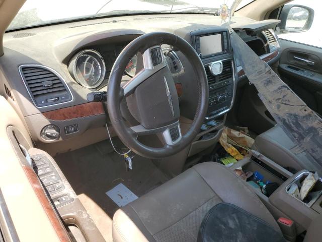 2C4RC1CG3DR621984 - 2013 CHRYSLER TOWN & COU TOURING L GOLD photo 8