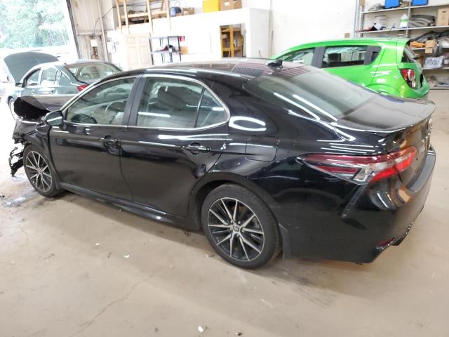 4T1T11AKXPU779793 - 2023 TOYOTA CAMRY SE NIGHT SHADE BLACK photo 2