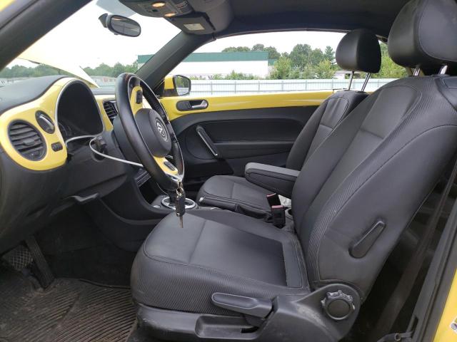 3VW5P7AT2EM803185 - 2014 VOLKSWAGEN BEETLE YELLOW photo 7