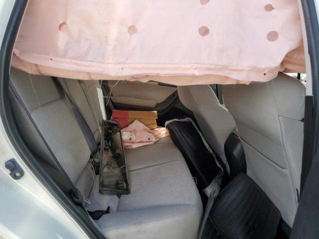 JF2SJADC9GH476891 - 2016 SUBARU FORESTER 2.5I PREMIUM WHITE photo 11