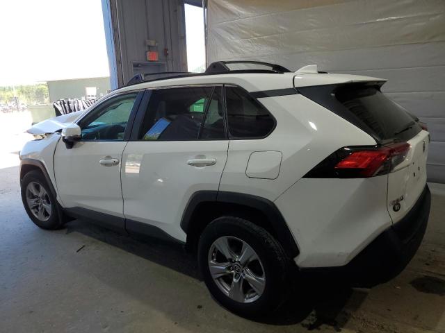 2T3P1RFV1NW300927 - 2022 TOYOTA RAV4 XLE WHITE photo 2