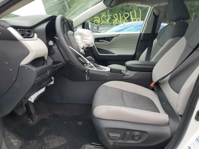 2T3P1RFV1NW300927 - 2022 TOYOTA RAV4 XLE WHITE photo 7