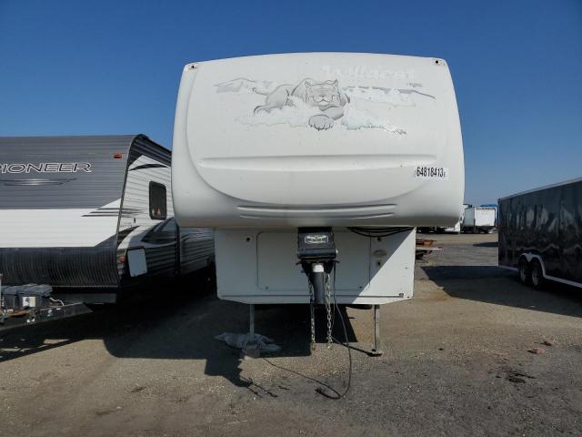 4X4FWCC295T006810 - 2005 FRRV TRAILER WHITE photo 8