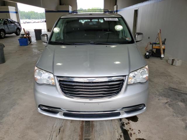 2A4RR6DG8BR655324 - 2011 CHRYSLER TOWN & COU LIMITED SILVER photo 5