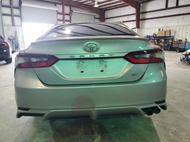 4T1G11AK8PU116322 - 2023 TOYOTA CAMRY SE NIGHT SHADE SILVER photo 6