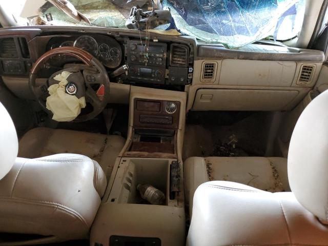 1GYEC63T85R191153 - 2005 CADILLAC ESCALADE LUXURY Weiß Foto 8